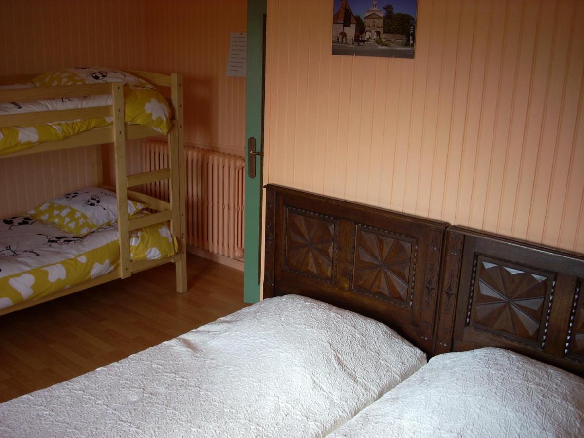Au Pied Du Cognelot Bed & Breakfast Chalindrey Екстериор снимка